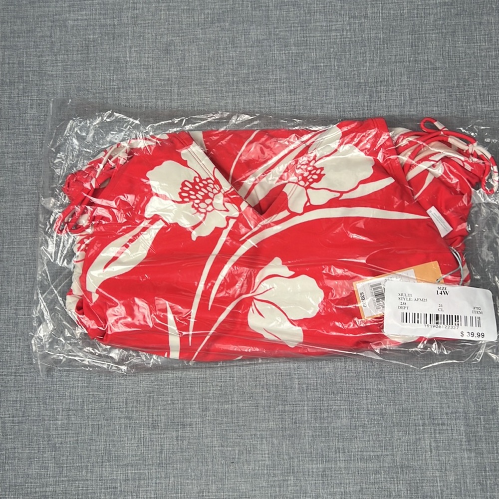 Kona Sol One Piece Swimsuit Red White Floral NWT Women's Plus Size 14W - Picture 3 of 3